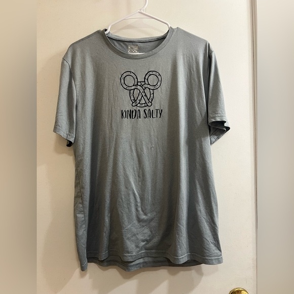 32 Degrees Gray Short Sleeve Tee with Mickey Mouse Design - Picture 1 of 5